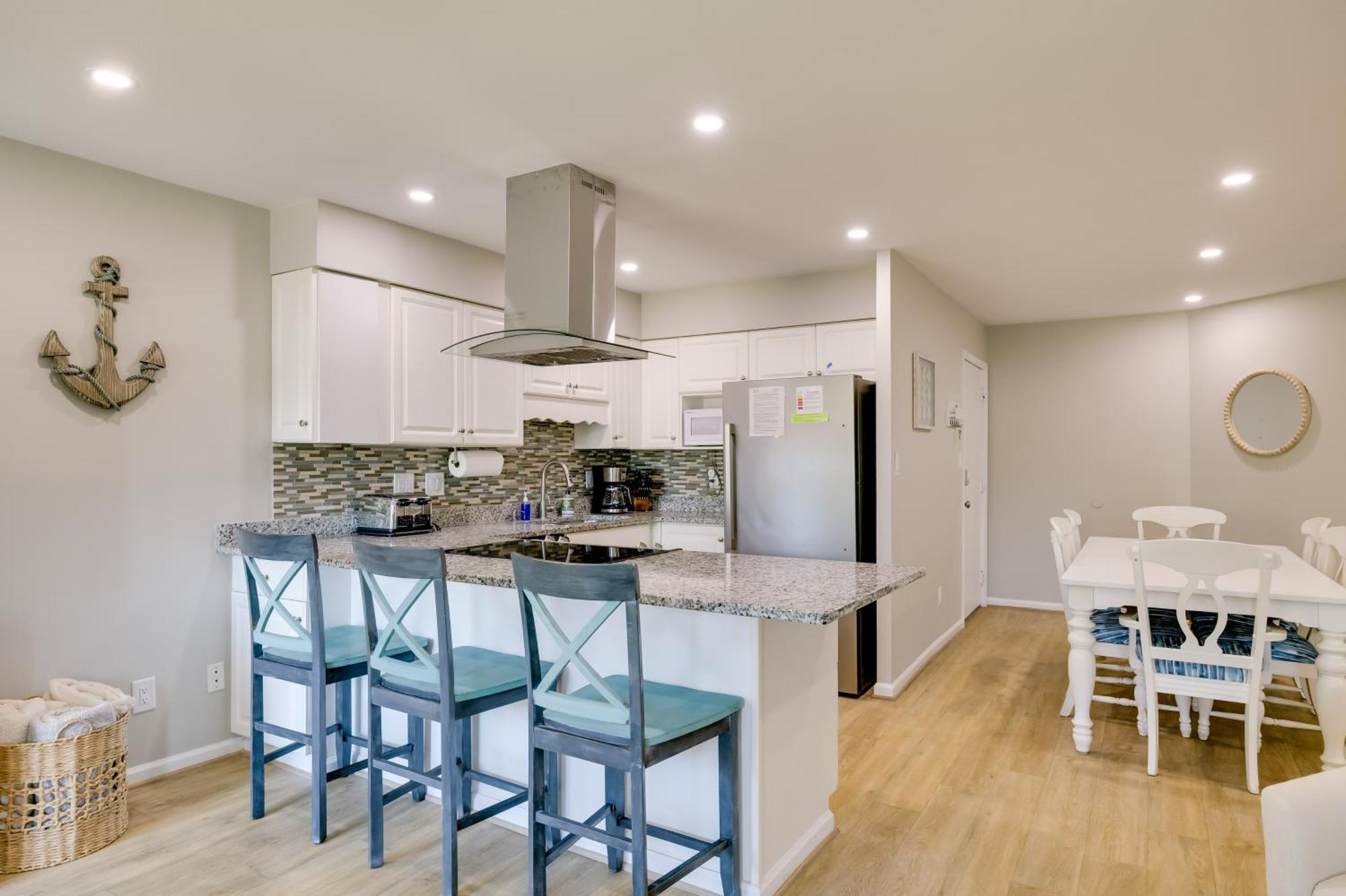 Emerald Isle Condo With Indoor Pool And Beach Access! Εξωτερικό φωτογραφία