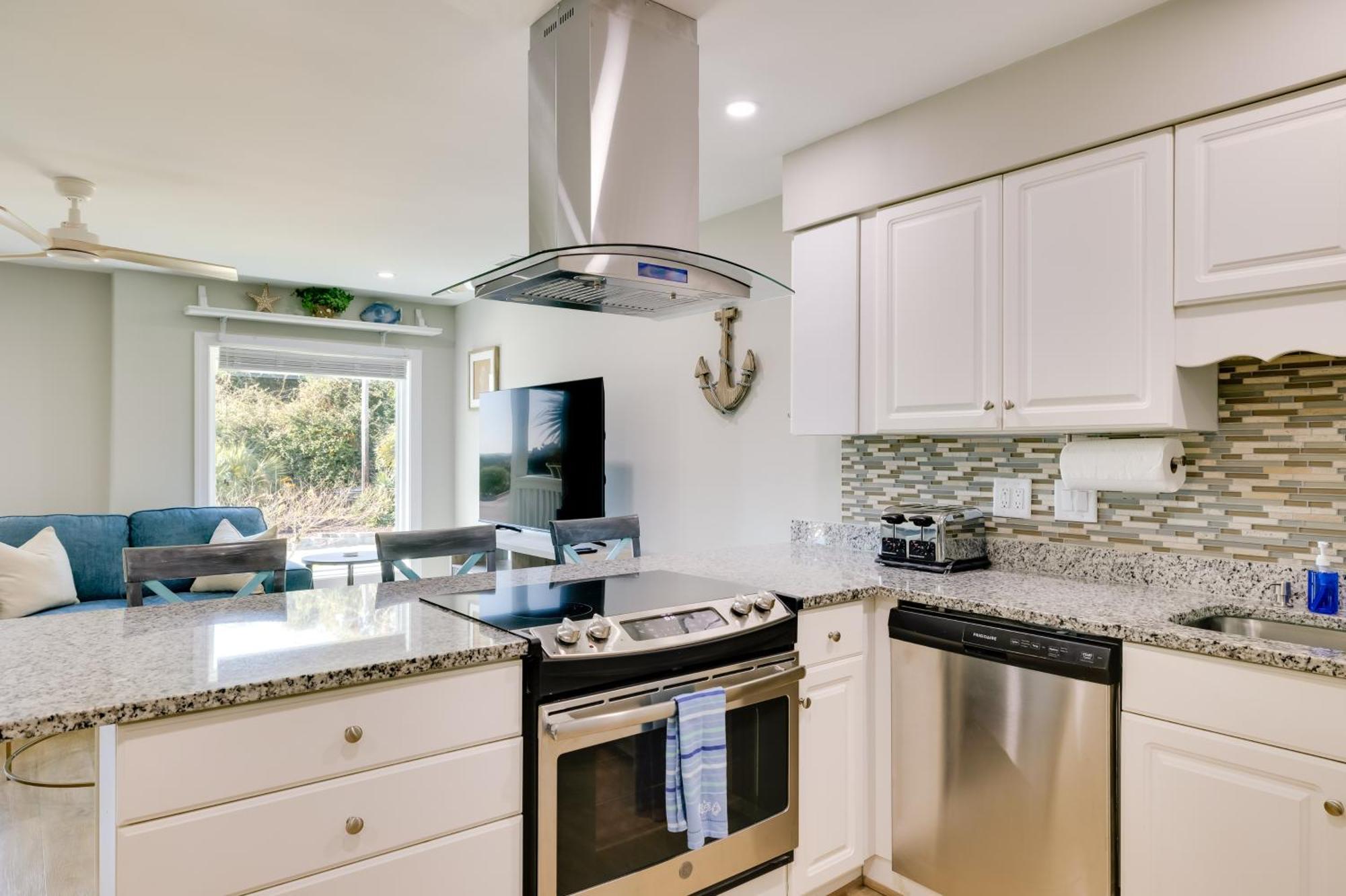 Emerald Isle Condo With Indoor Pool And Beach Access! Εξωτερικό φωτογραφία